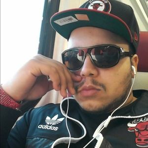 Meet your Posher, Adam